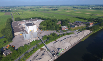 Foto 1 - Asfaltcentrale Gebr Van Kessel Hoogblokland.jpg